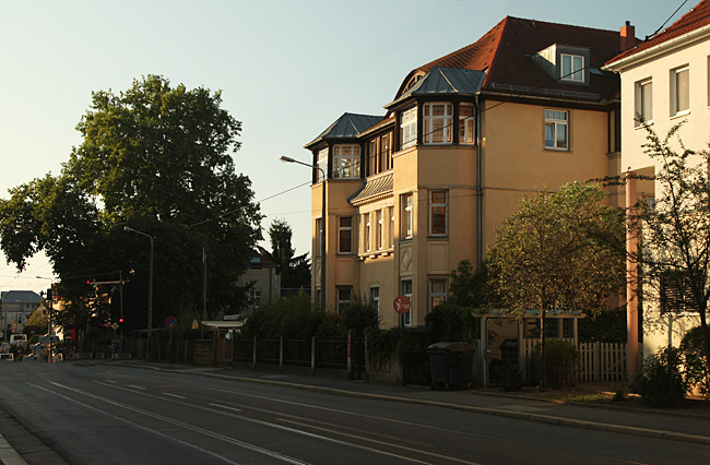 Foto: Physiotherapie Bör in Dresden Laubegast - Straßenansicht